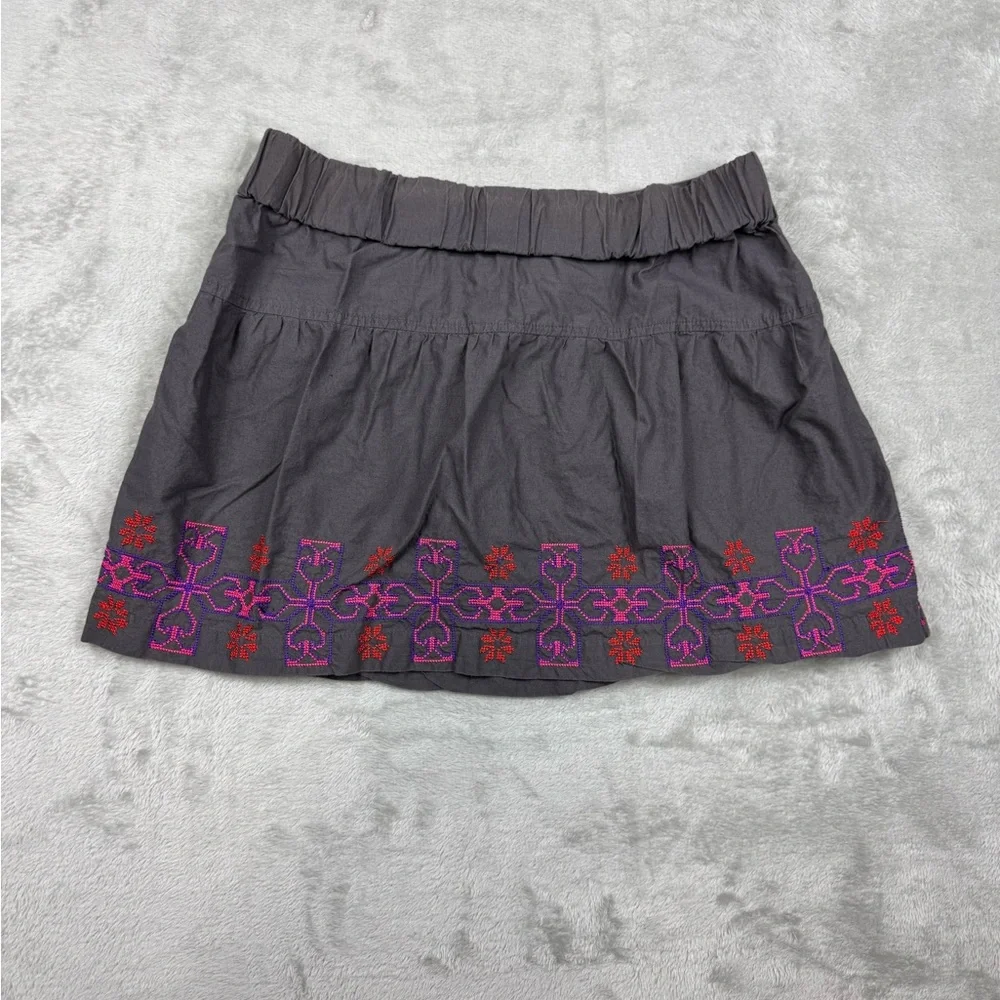 American Eagle Embroidered Boho skirt size‎ XS